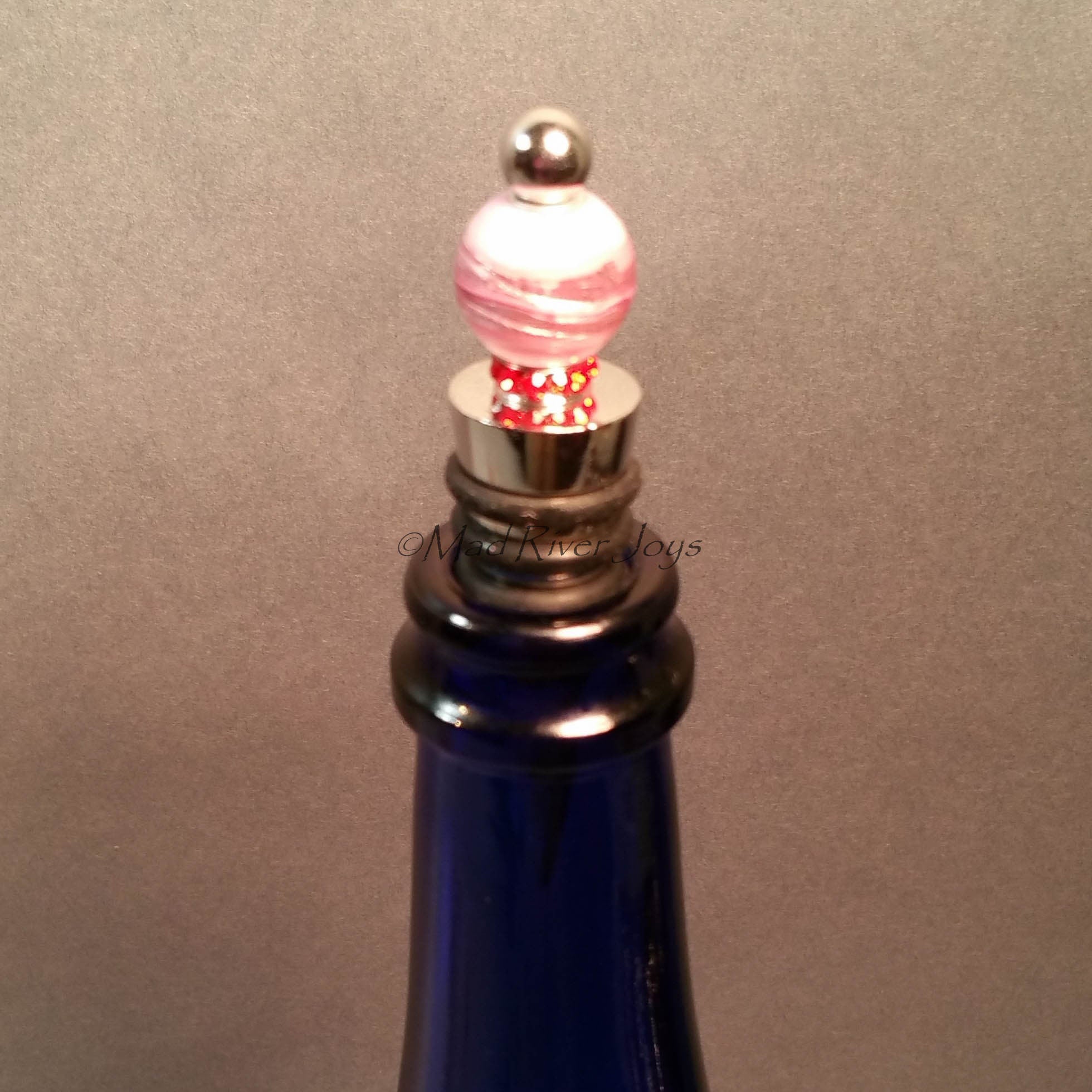 Bottle Stopper--Pink Swirl Red