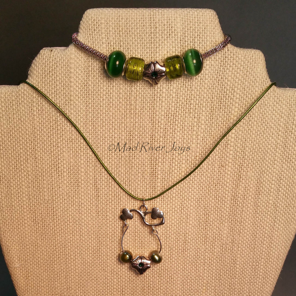 Bracelet--Chain--Shades of Green Shamrock