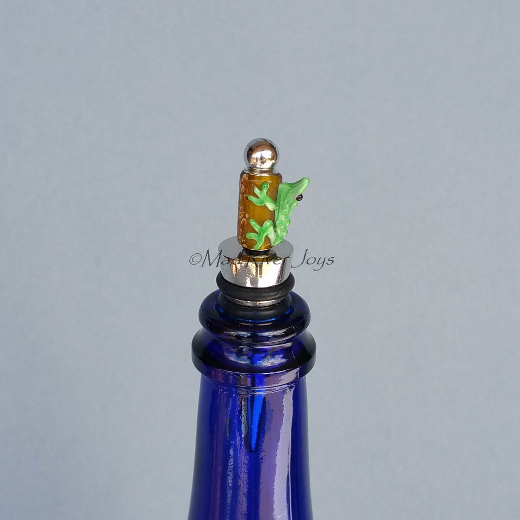 Bottle Stopper--Large Green Lampwork Frog on Tan Glass Bead